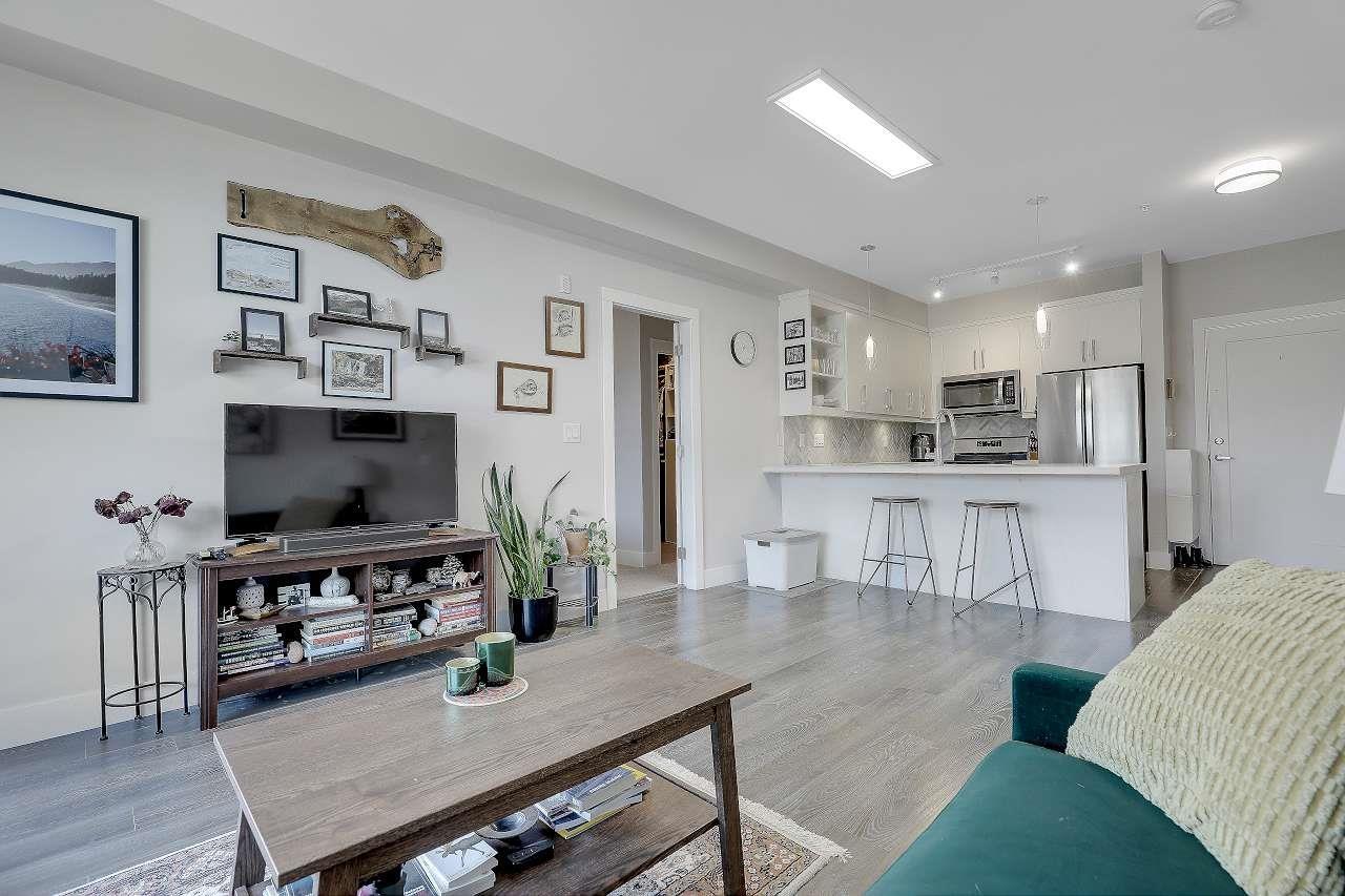 205 14550 Winter Crescent Property Photo 6