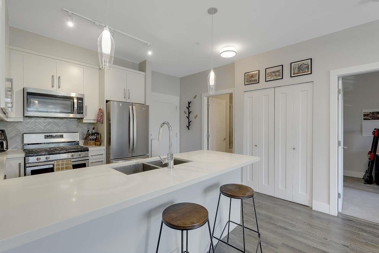 205 14550 Winter Crescent Property Photo 10
