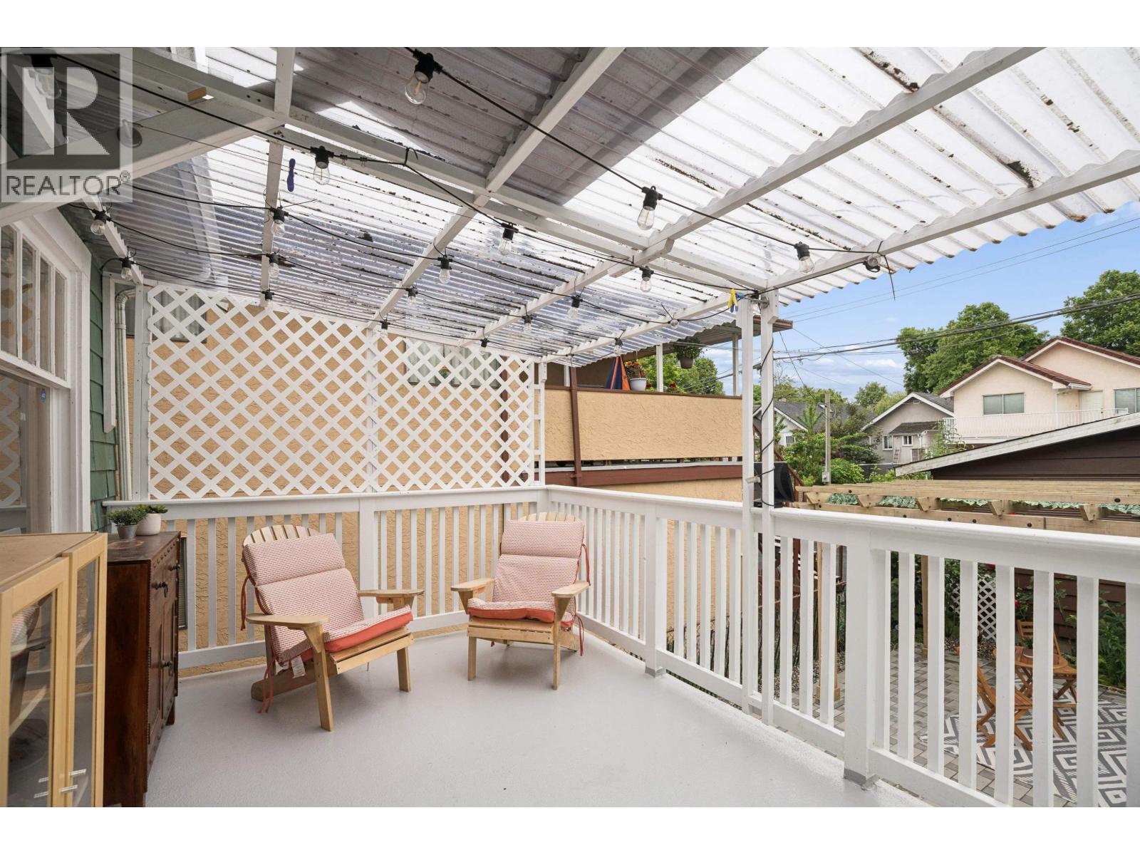 936 W 17th Avenue Property Photo 36