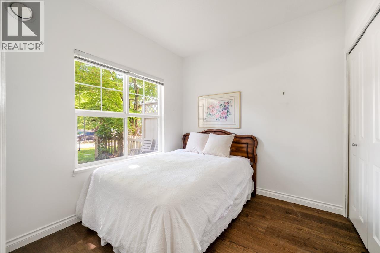 113 960 Lynn Valley Road Property Photo 15