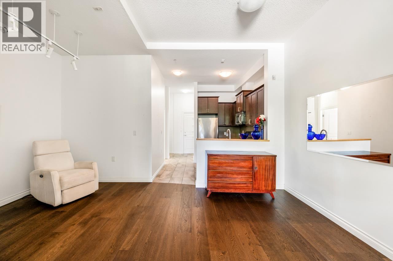 113 960 Lynn Valley Road Property Photo 16