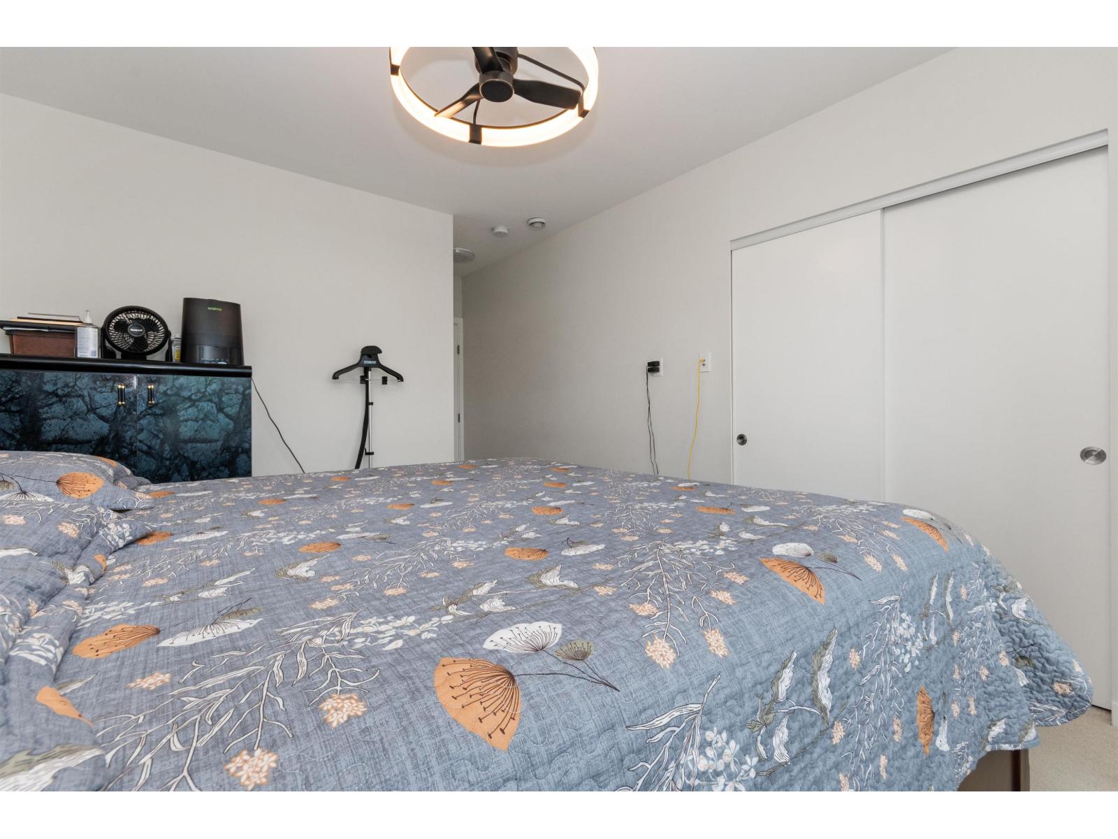 24 2799 Allwood Street Property Photo 27