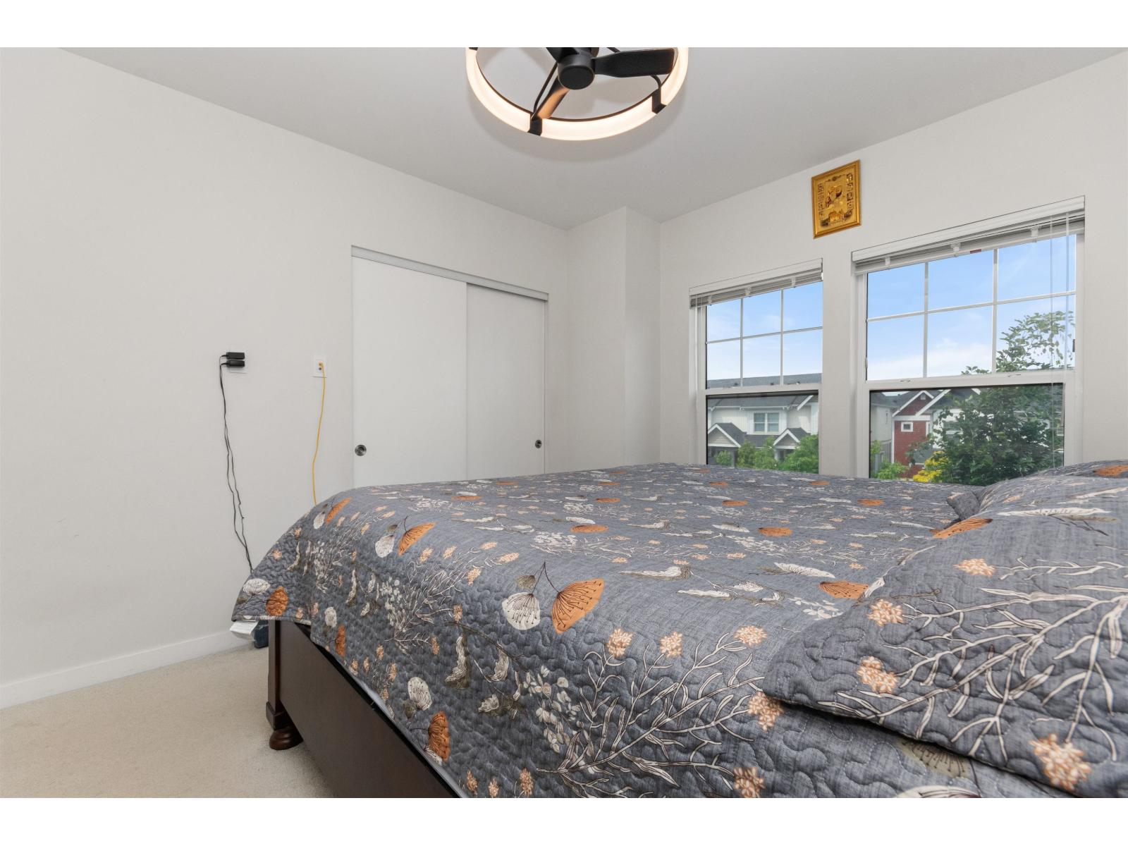 24 2799 Allwood Street Property Photo 28