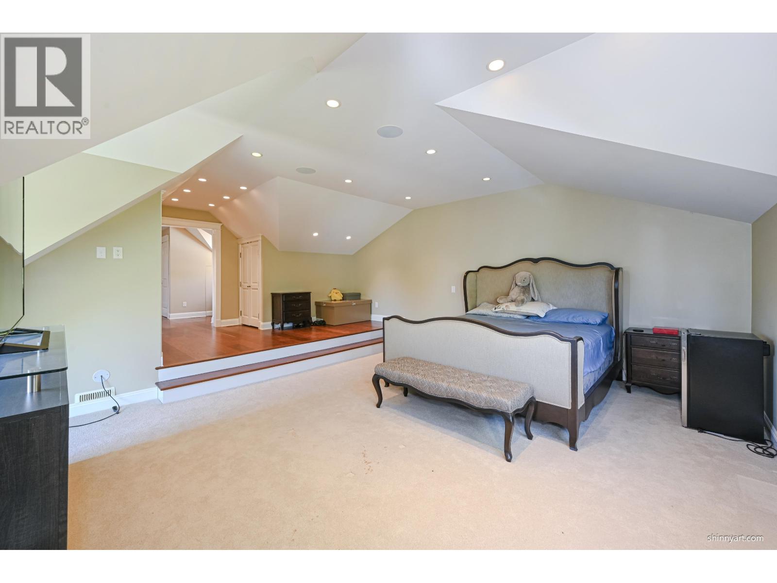 1444 Sandhurst Place Property Photo 14