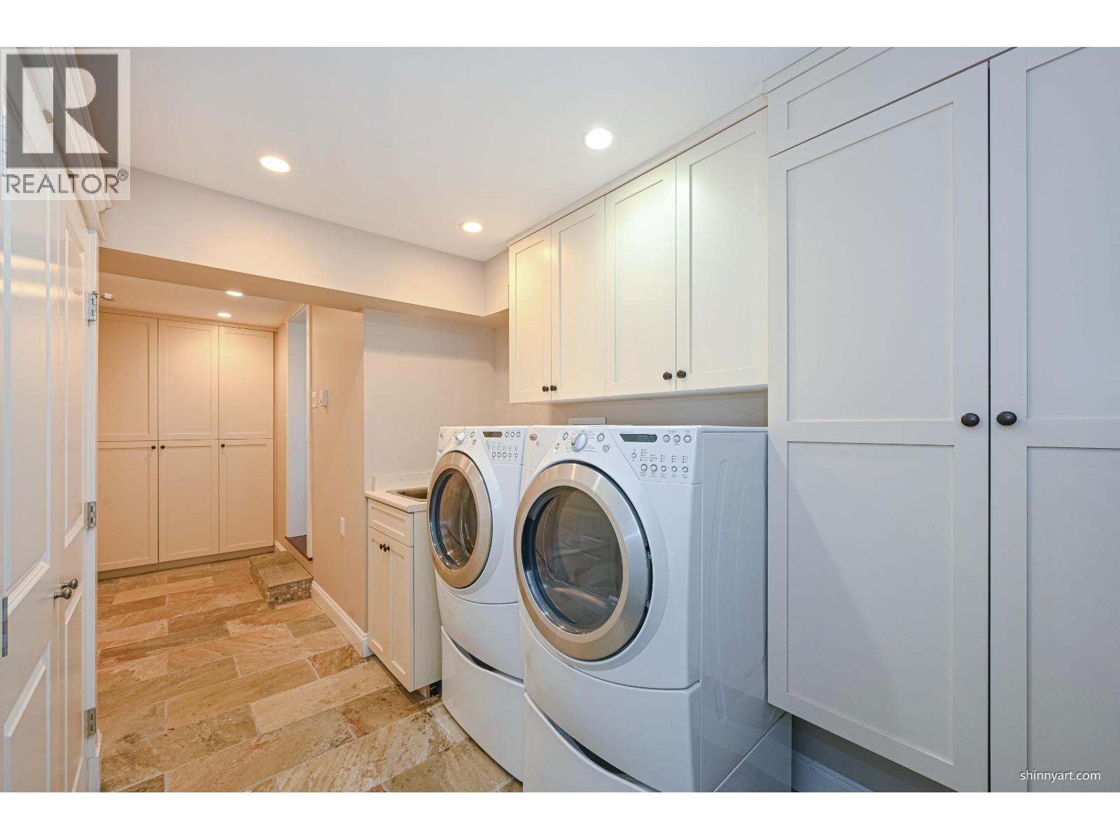 1444 Sandhurst Place Property Photo 20