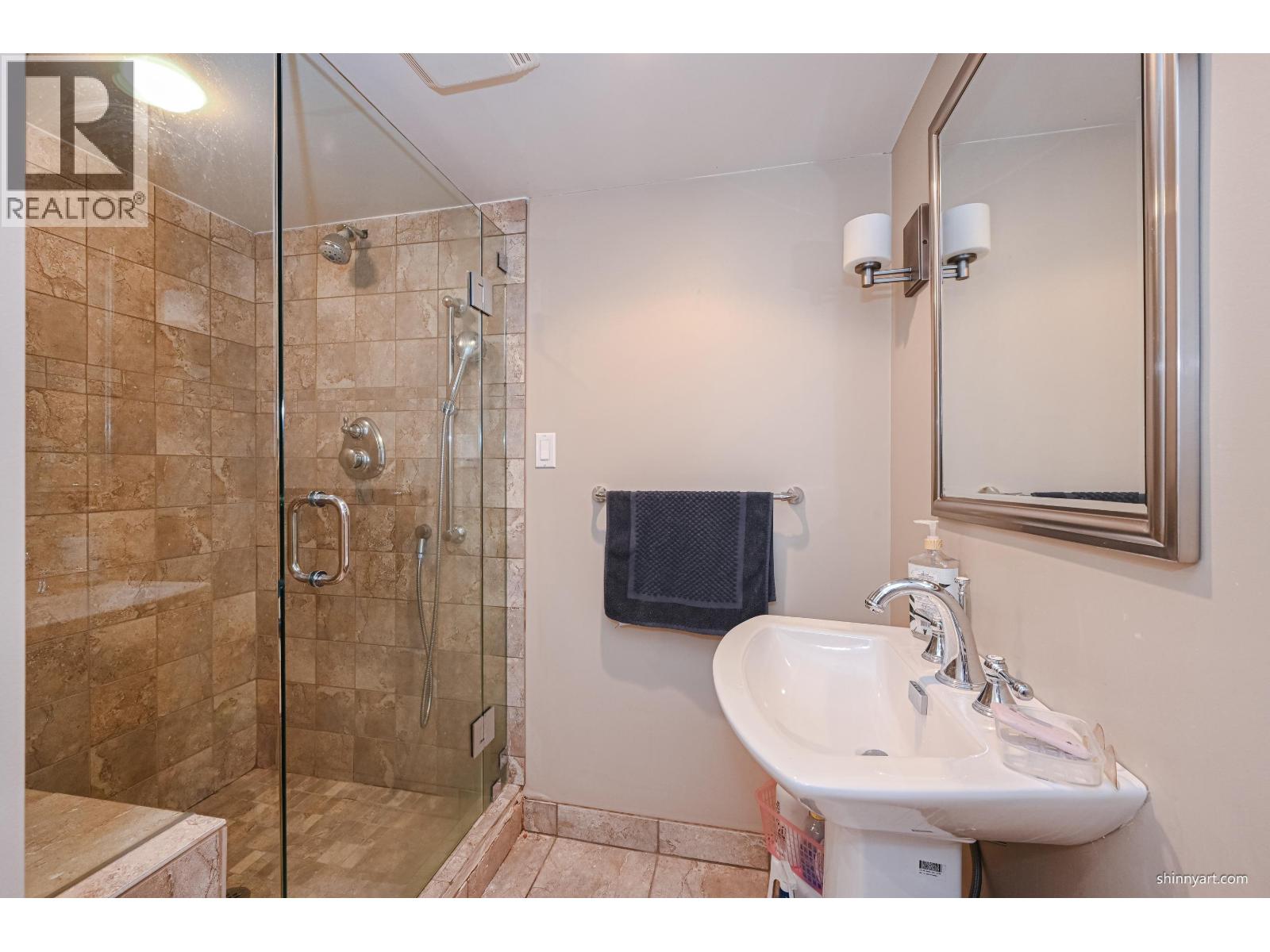 1444 Sandhurst Place Property Photo 30
