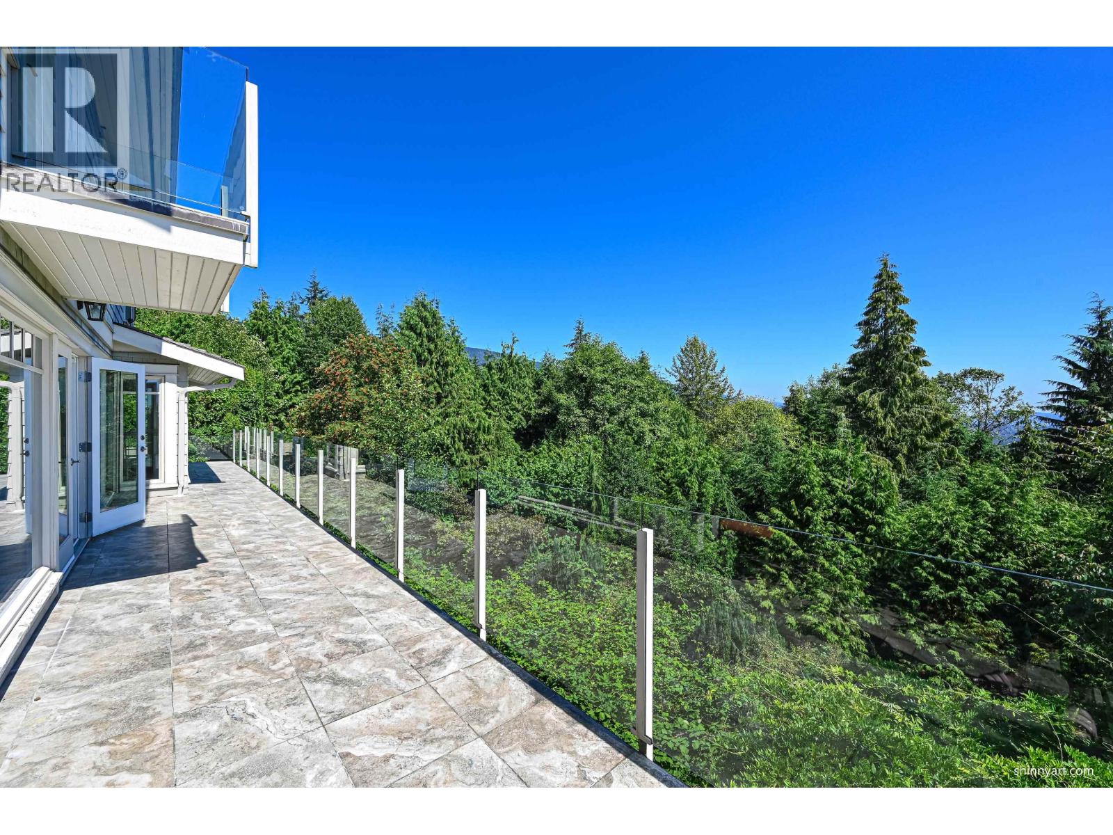 1444 Sandhurst Place Property Photo 32
