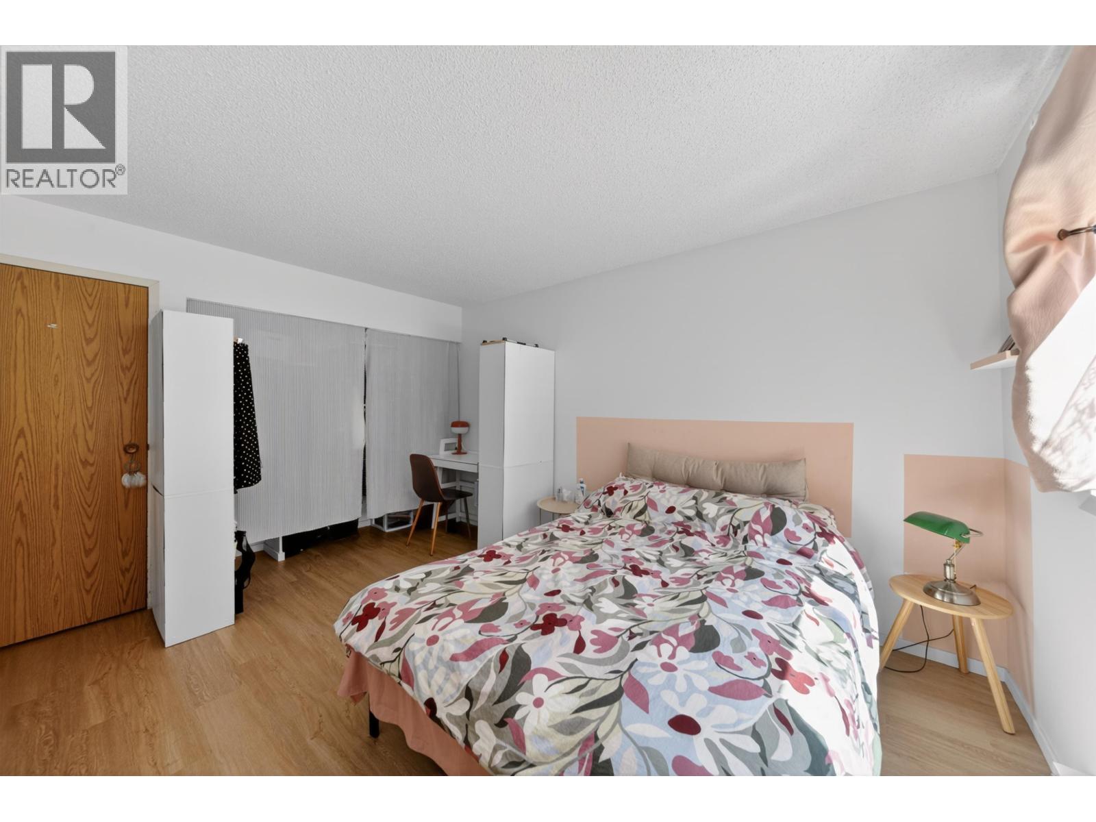 105 8700 Ackroyd Road Property Photo 6