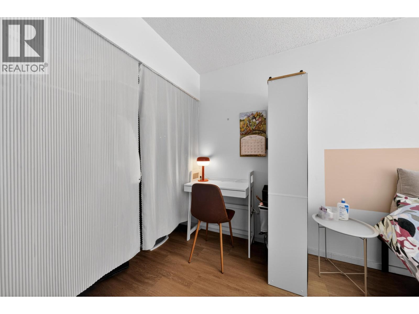 105 8700 Ackroyd Road Property Photo 10