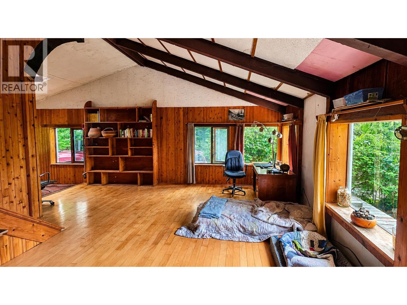 252 Bayview Drive Property Photo 19
