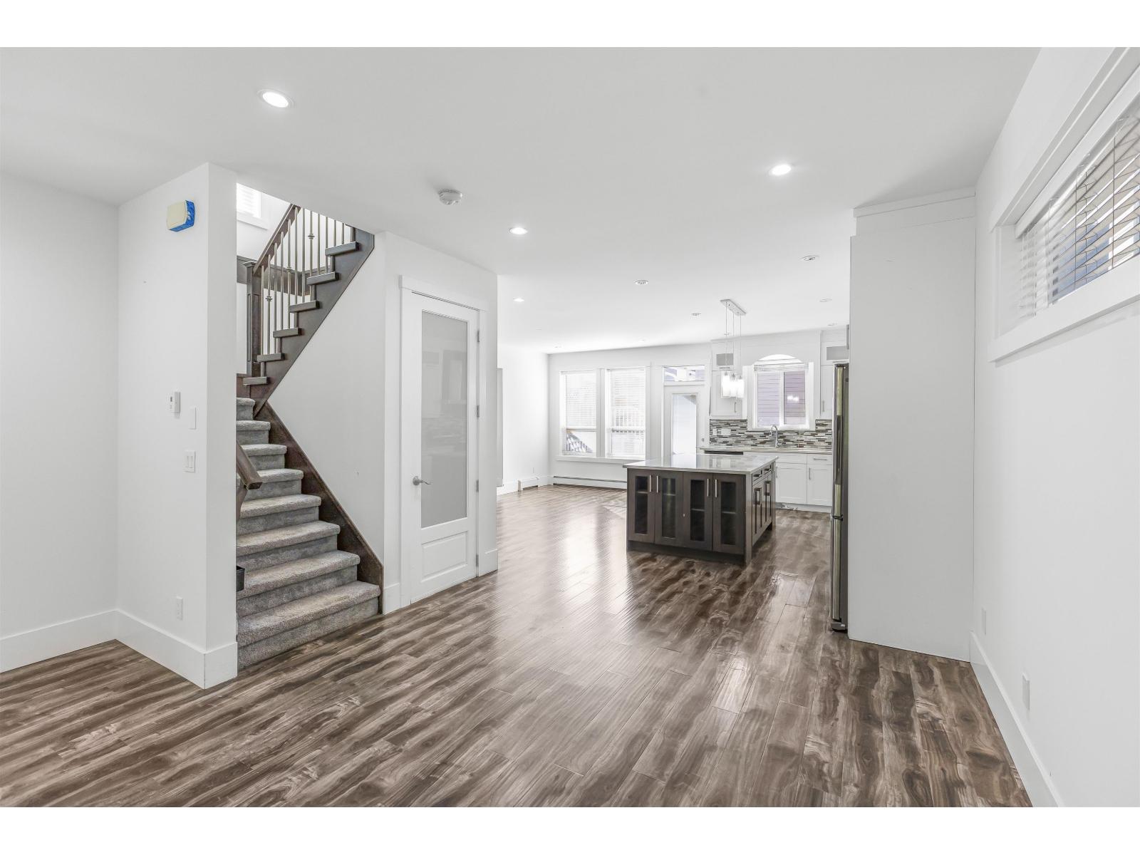 6015 138a Street Property Photo 9