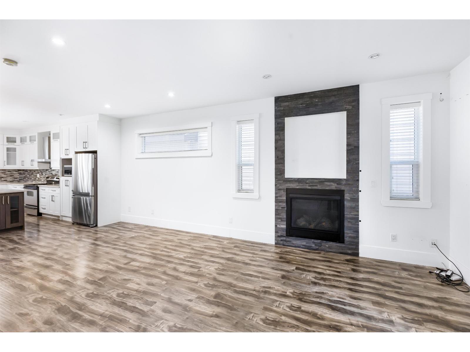 6015 138a Street Property Photo 11