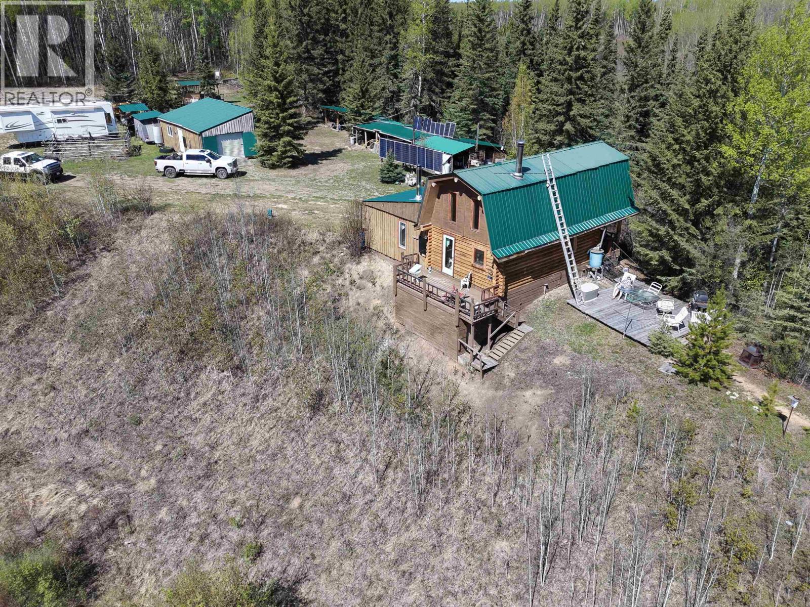 14203 217 Road Property Photo 2