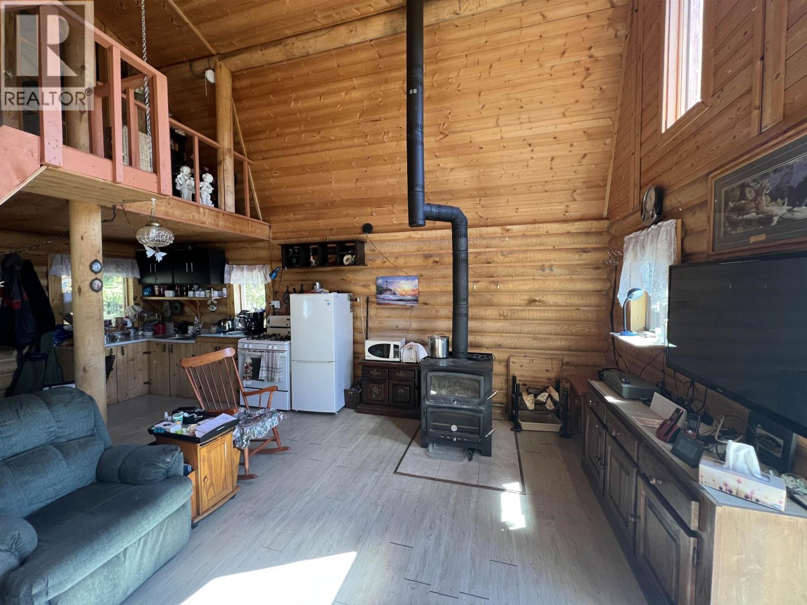 14203 217 Road Property Photo 7