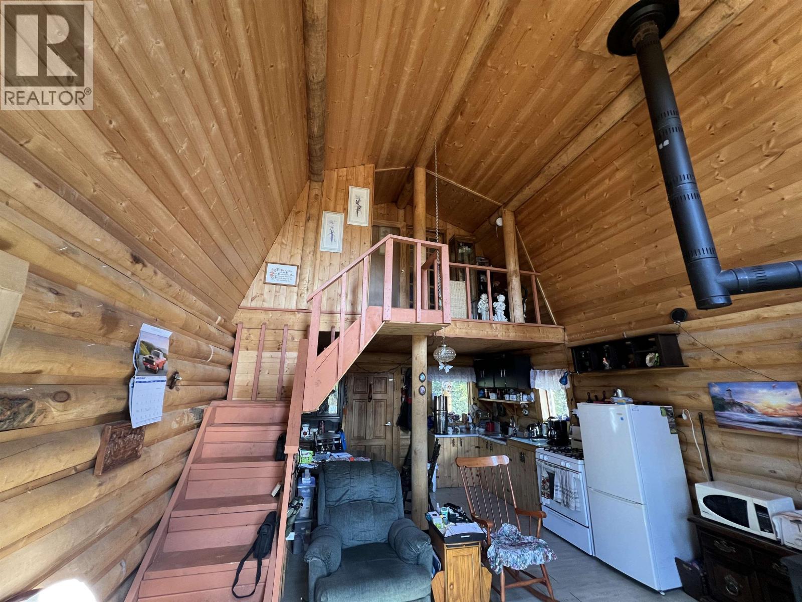 14203 217 Road Property Photo 9