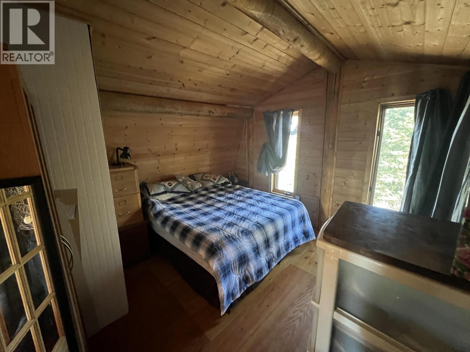 14203 217 Road Property Photo 12