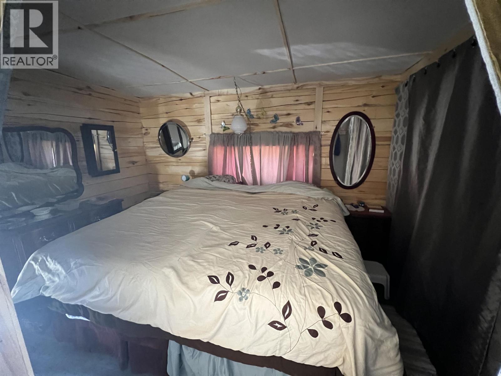14203 217 Road Property Photo 15