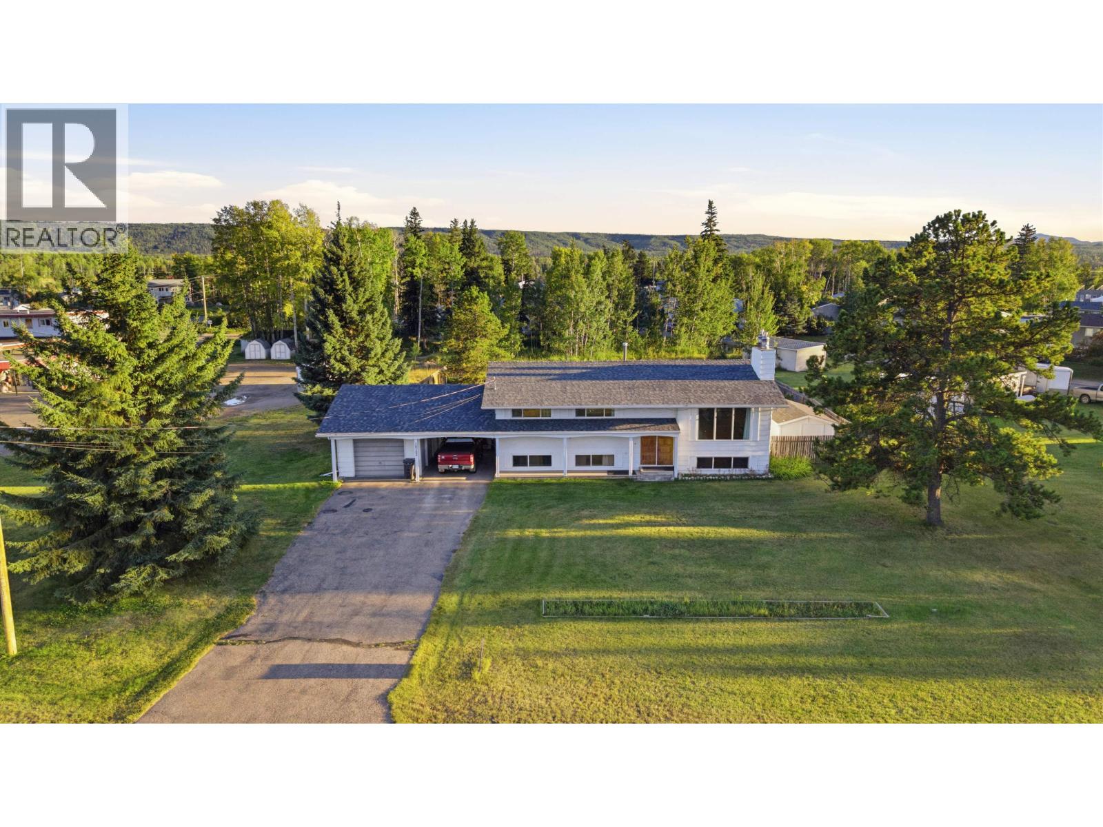 10102 Paquette Avenue Property Photo 1