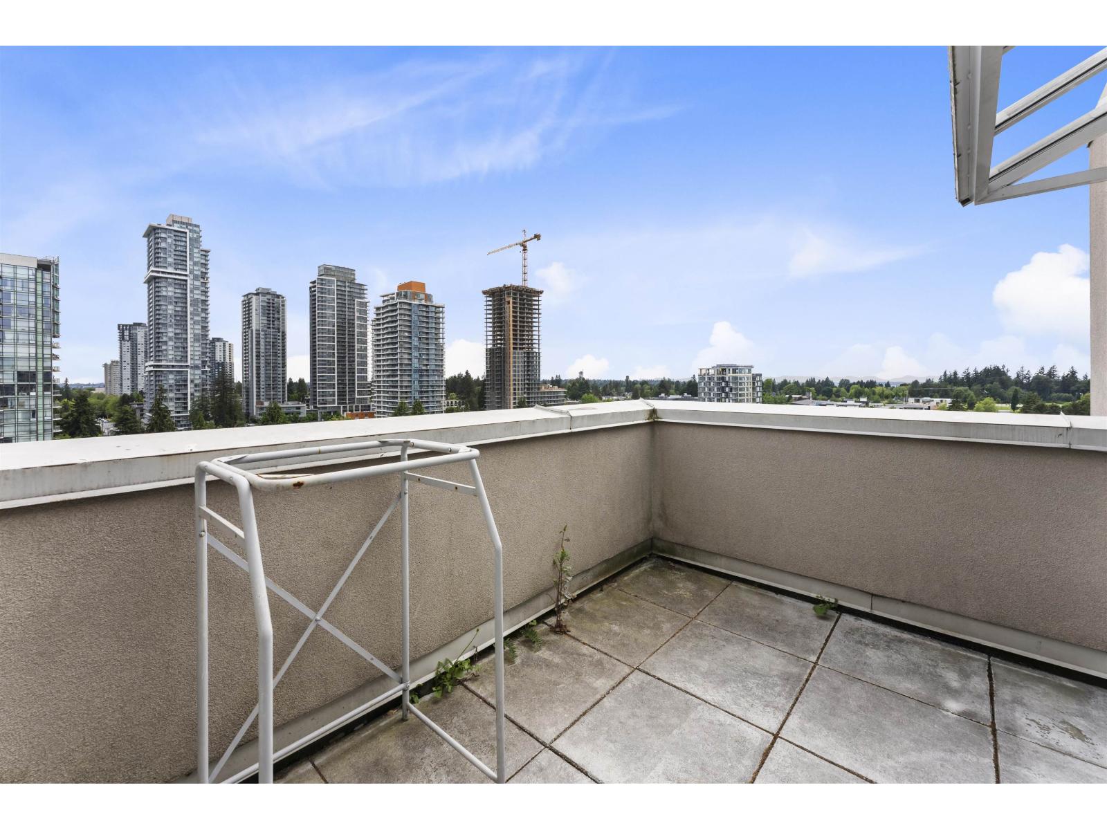 1604 10523 University Drive Property Photo 17