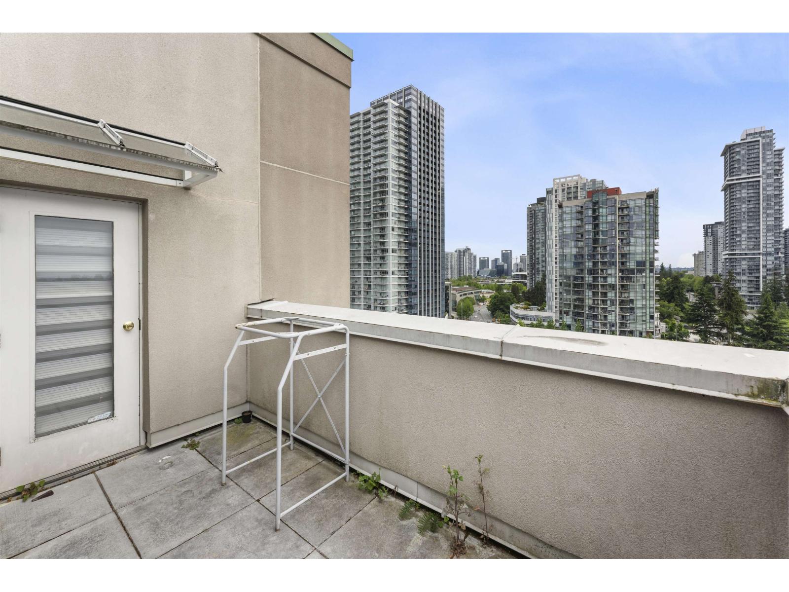 1604 10523 University Drive Property Photo 19