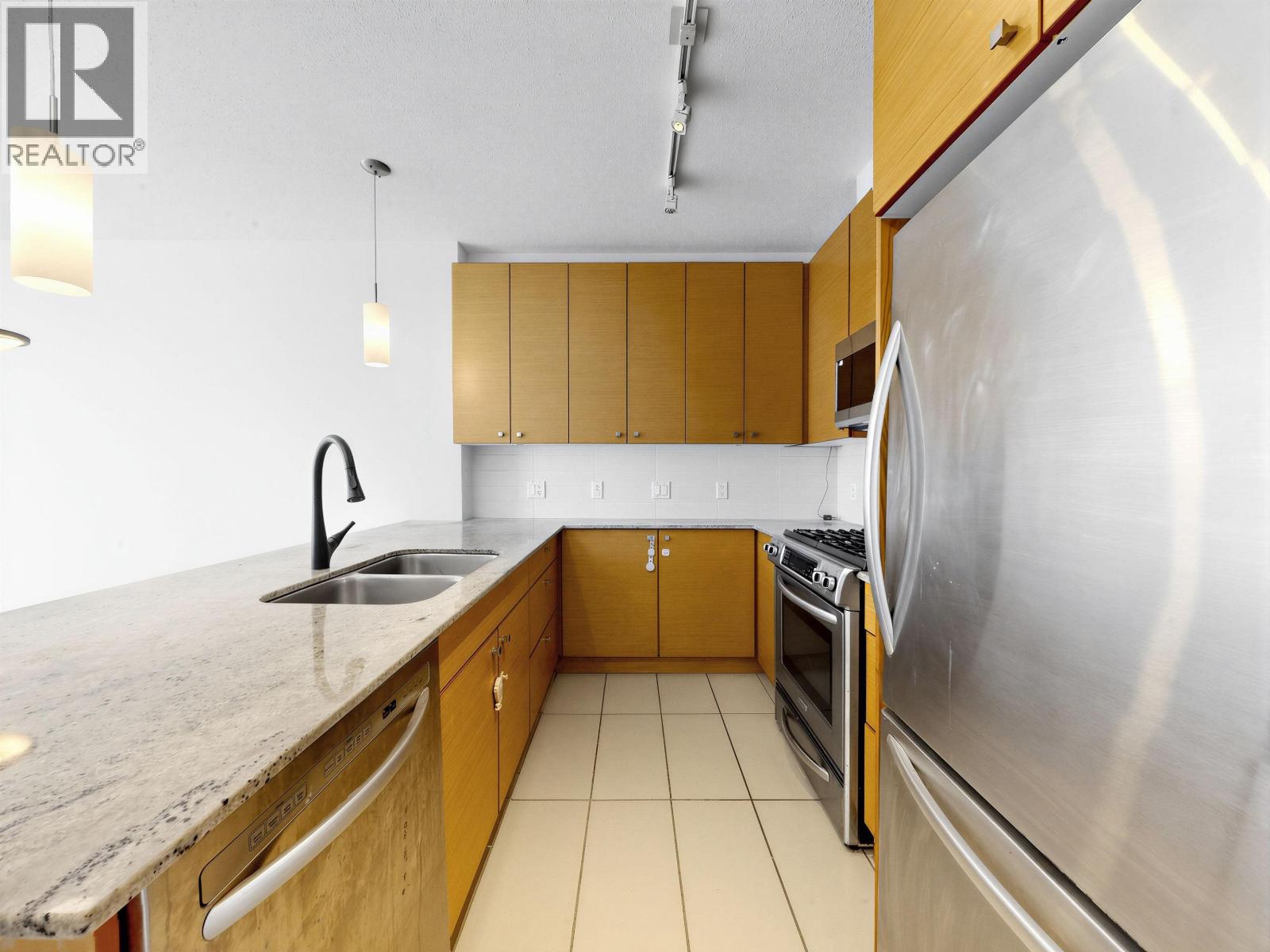 1509 7360 Elmbridge Way Property Photo 4
