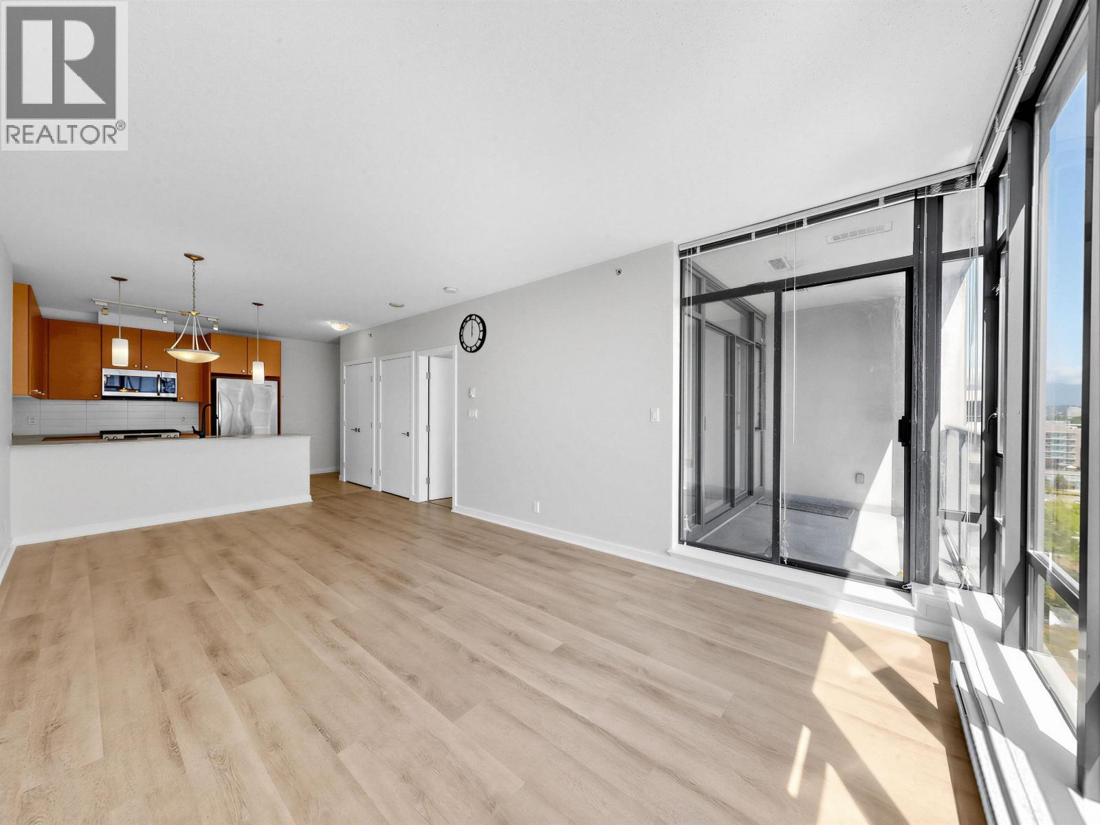 1509 7360 Elmbridge Way Property Photo 8
