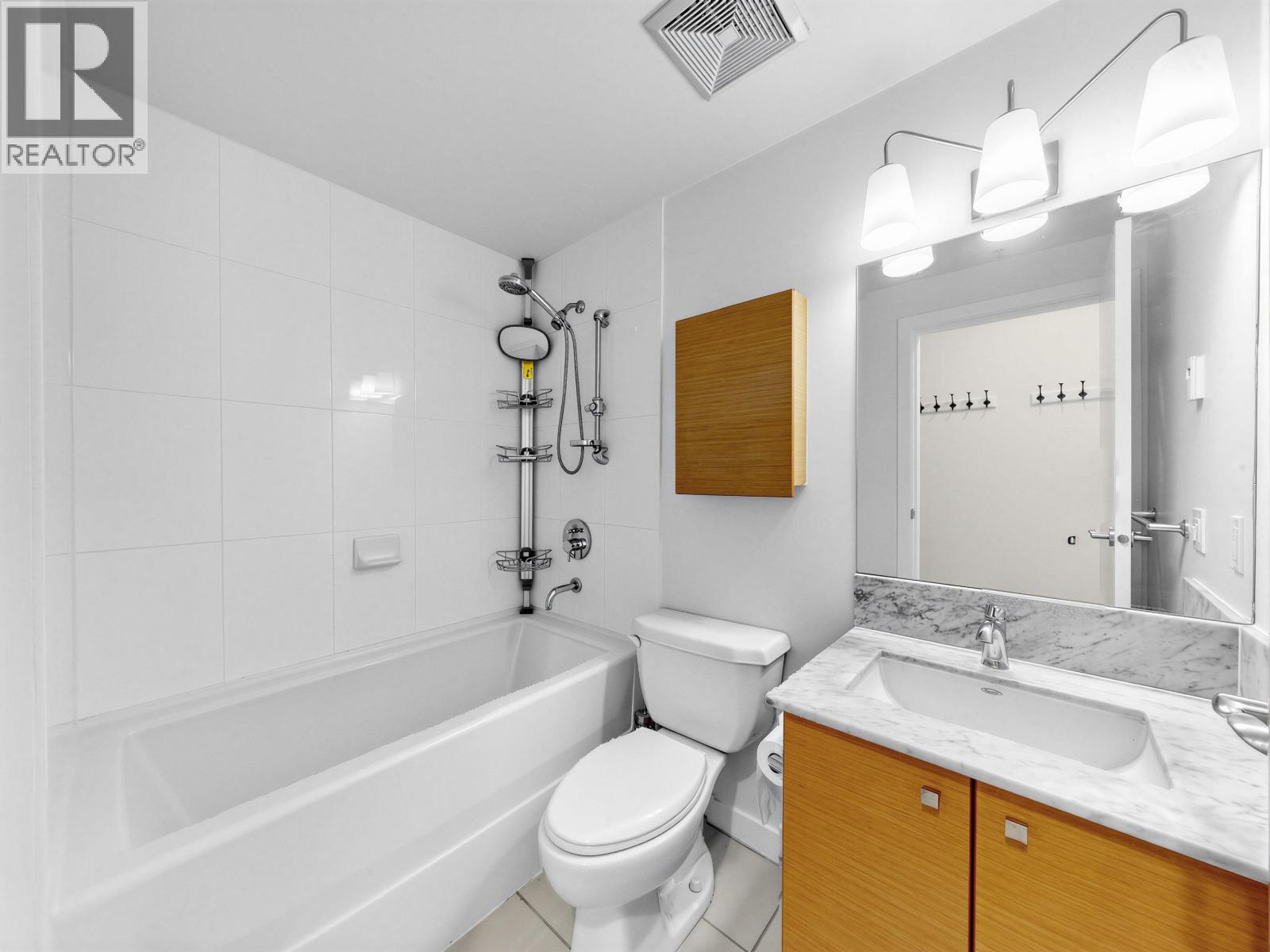 1509 7360 Elmbridge Way Property Photo 15