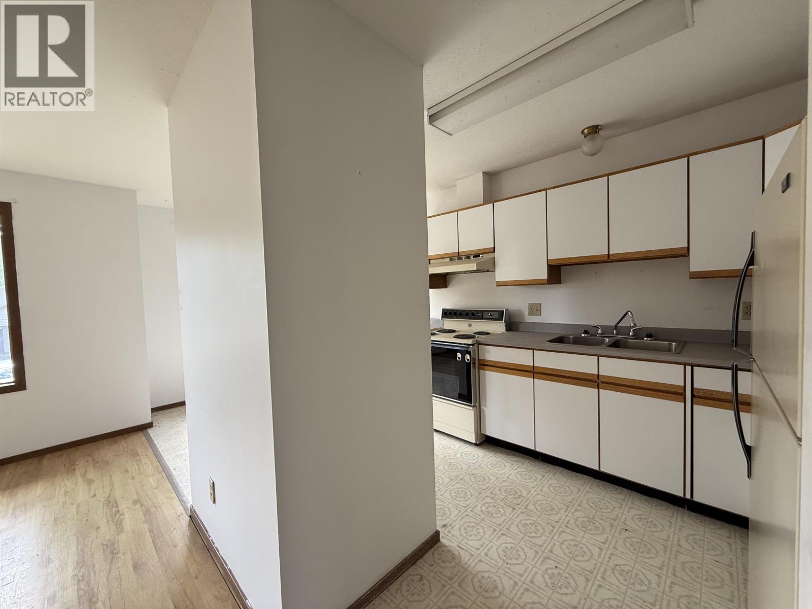 3512 Second Avenue Property Photo 6