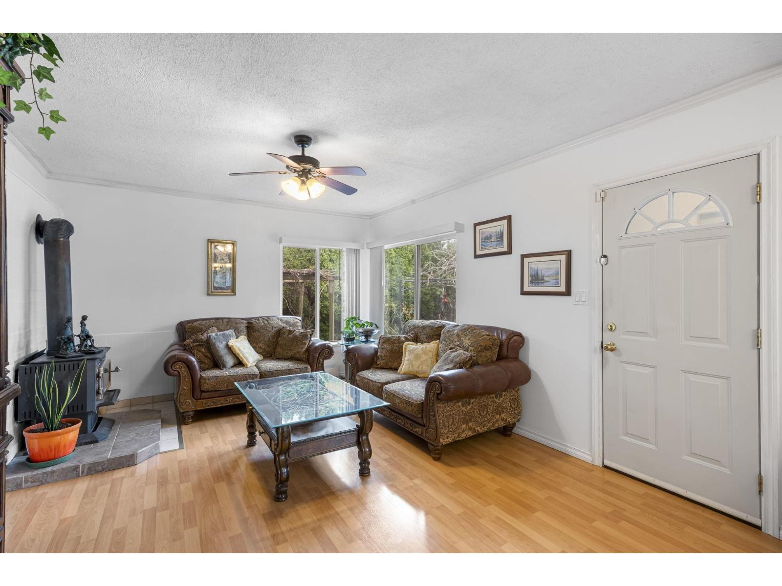 7566 Dunsmuir Street Property Photo 5