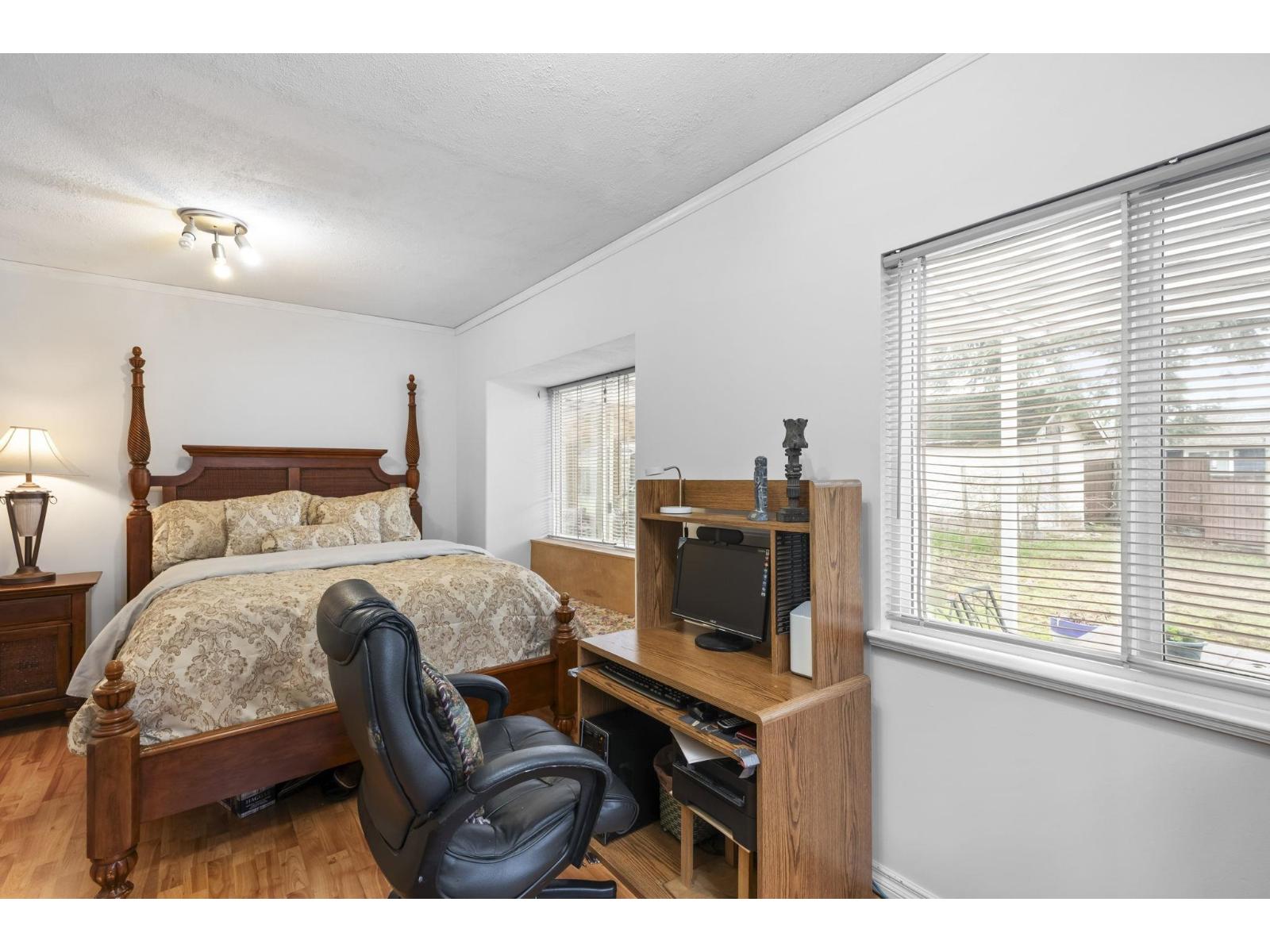 7566 Dunsmuir Street Property Photo 12