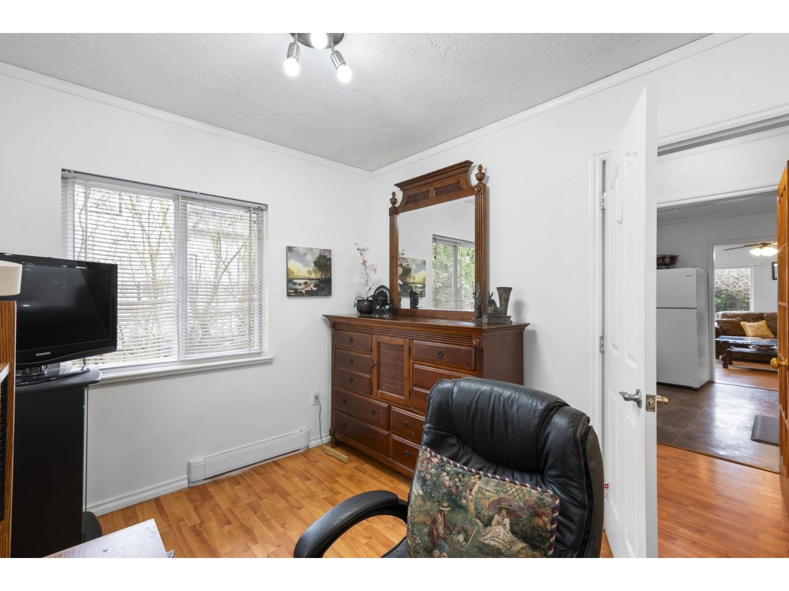 7566 Dunsmuir Street Property Photo 14