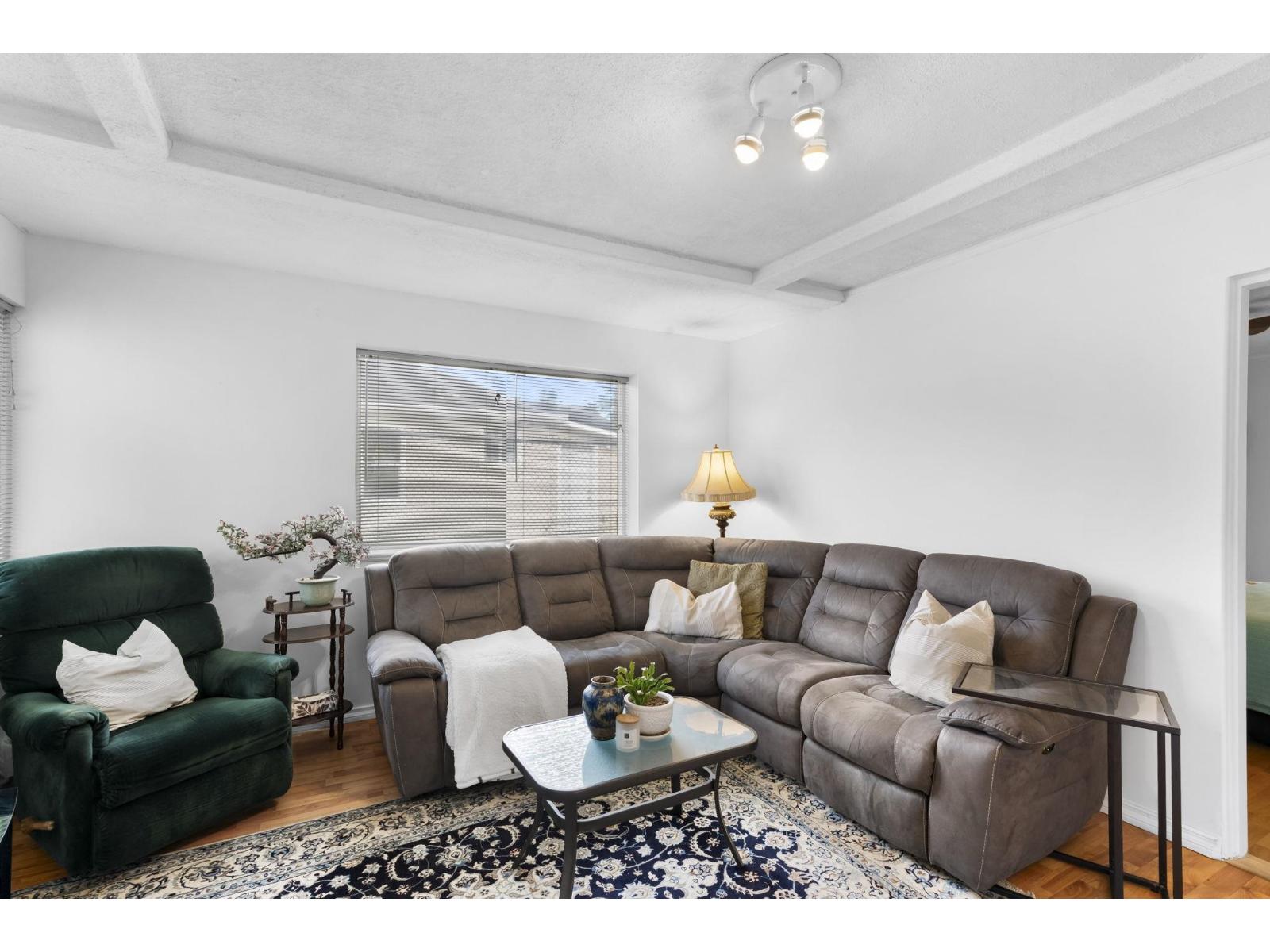 7566 Dunsmuir Street Property Photo 17