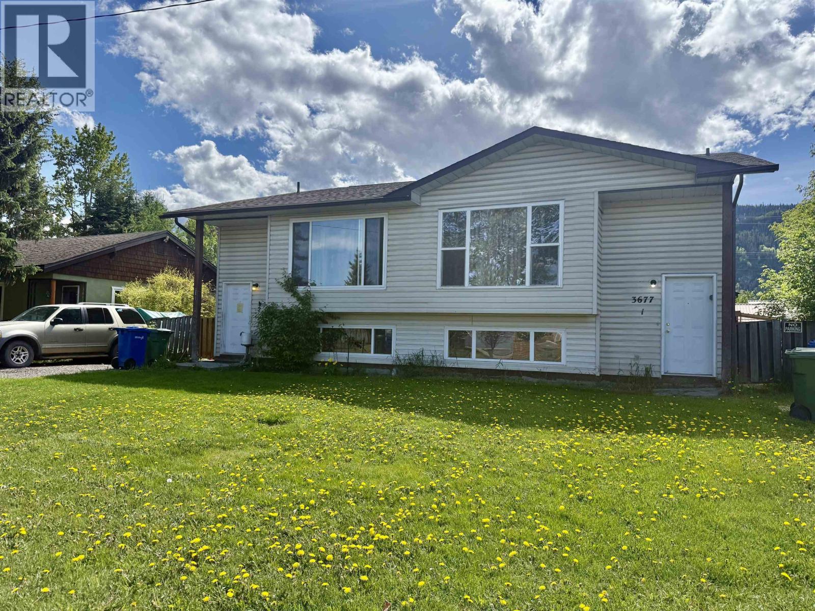 3677 First Avenue Property Photo 1