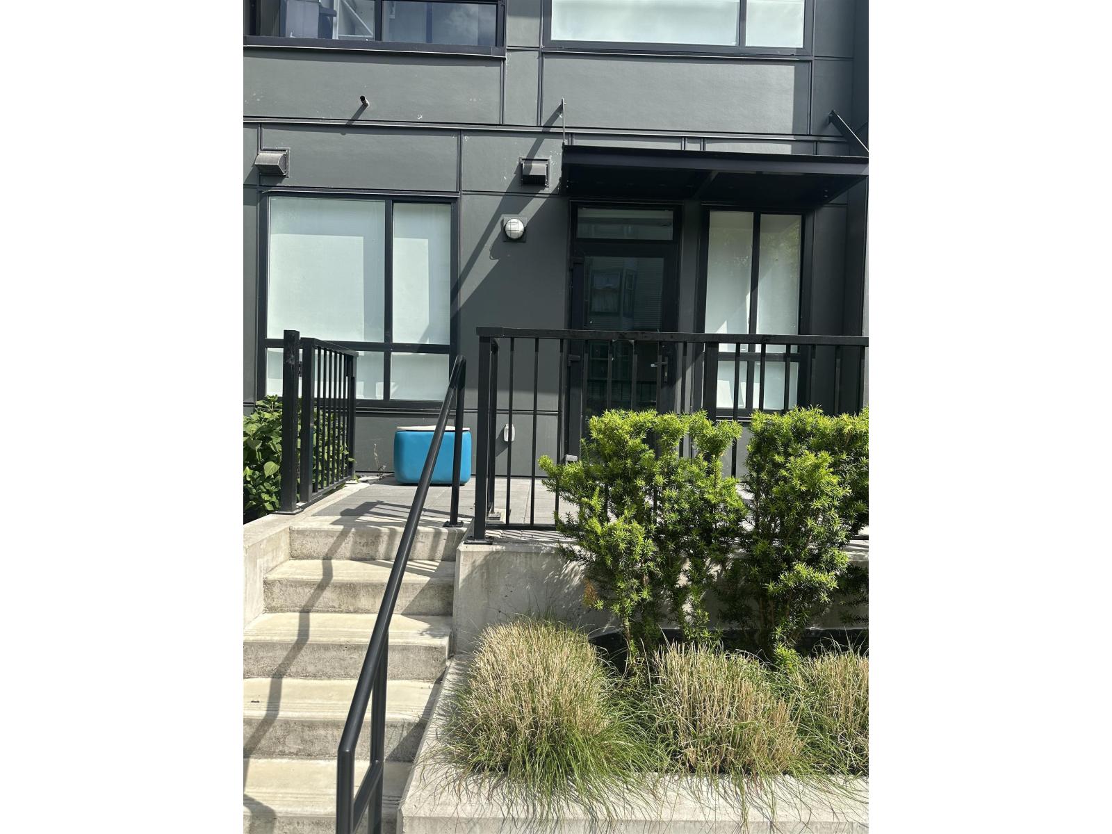 W111 13838 108 AVENUE Property Photo 1