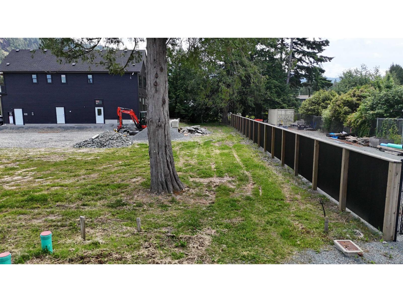 440 Echo Avenue Property Photo 4
