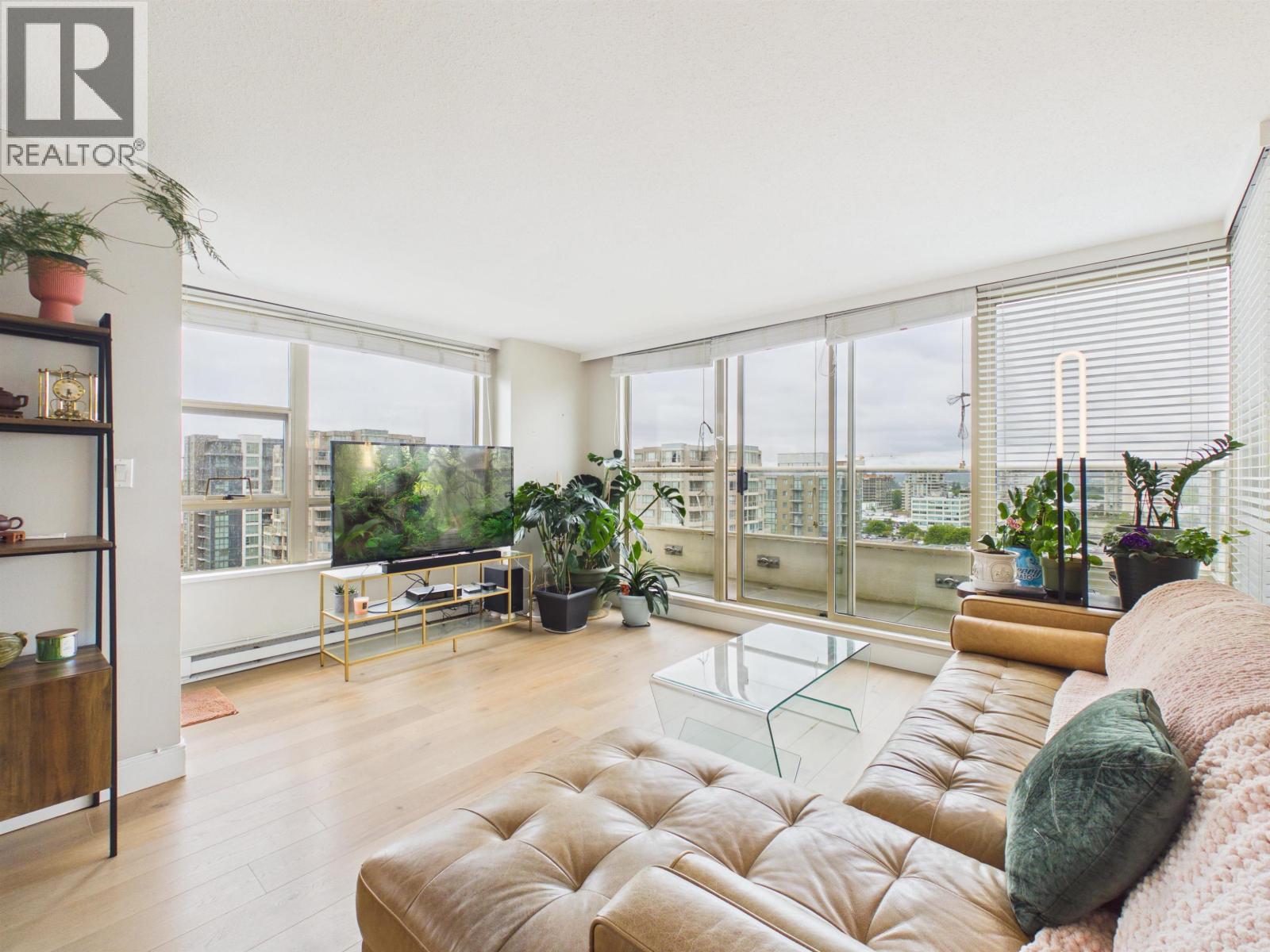 1602 8238 Saba Road Property Photo 7