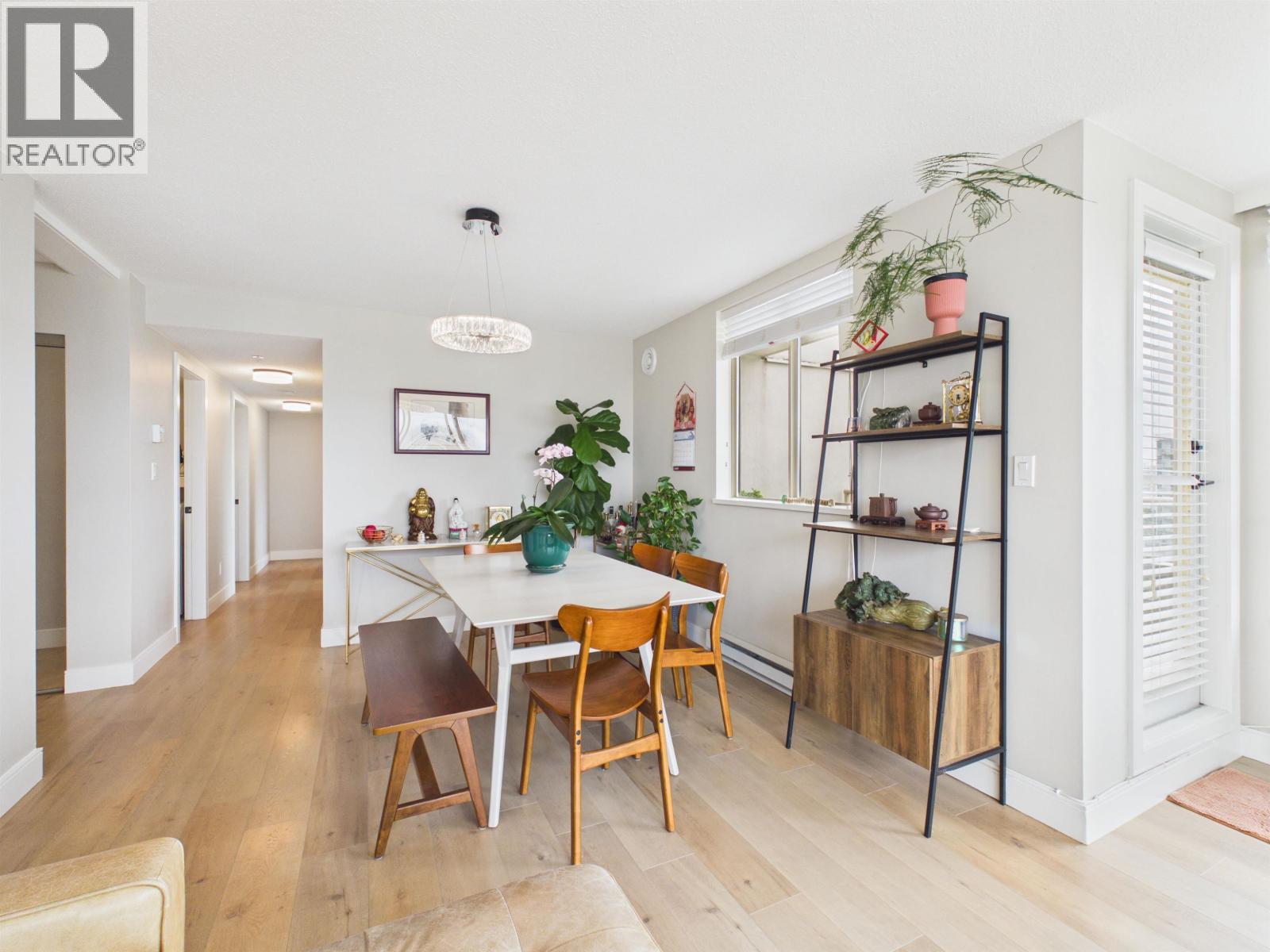 1602 8238 Saba Road Property Photo 8