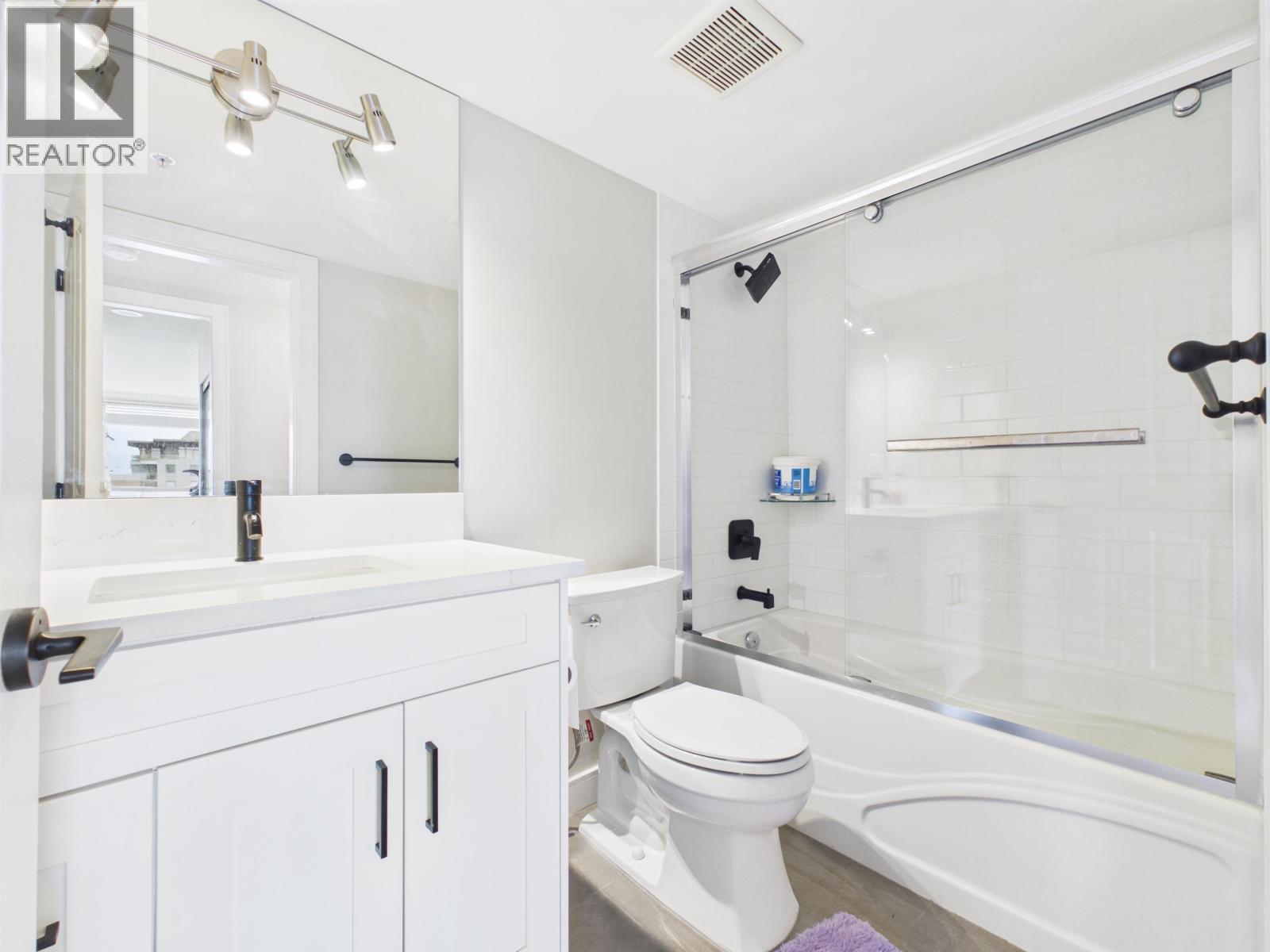 1602 8238 Saba Road Property Photo 24