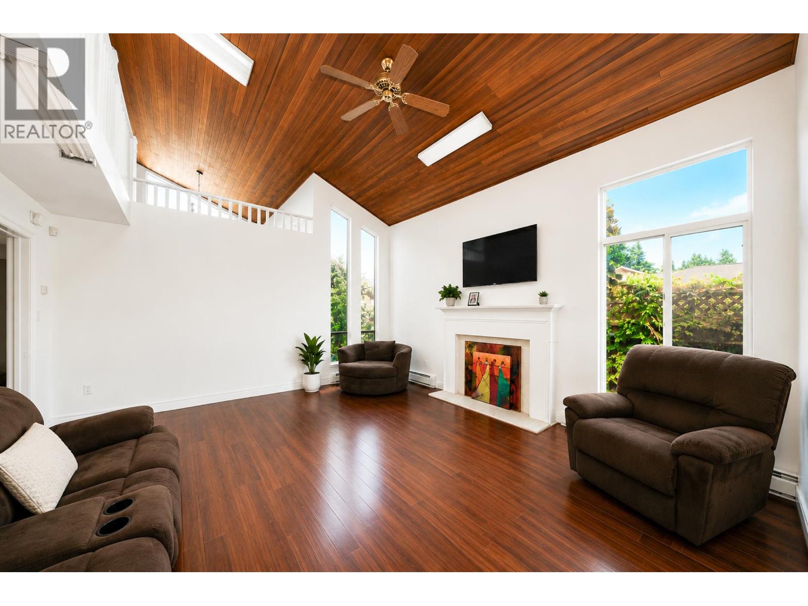7868 Elwell Street Property Photo 5