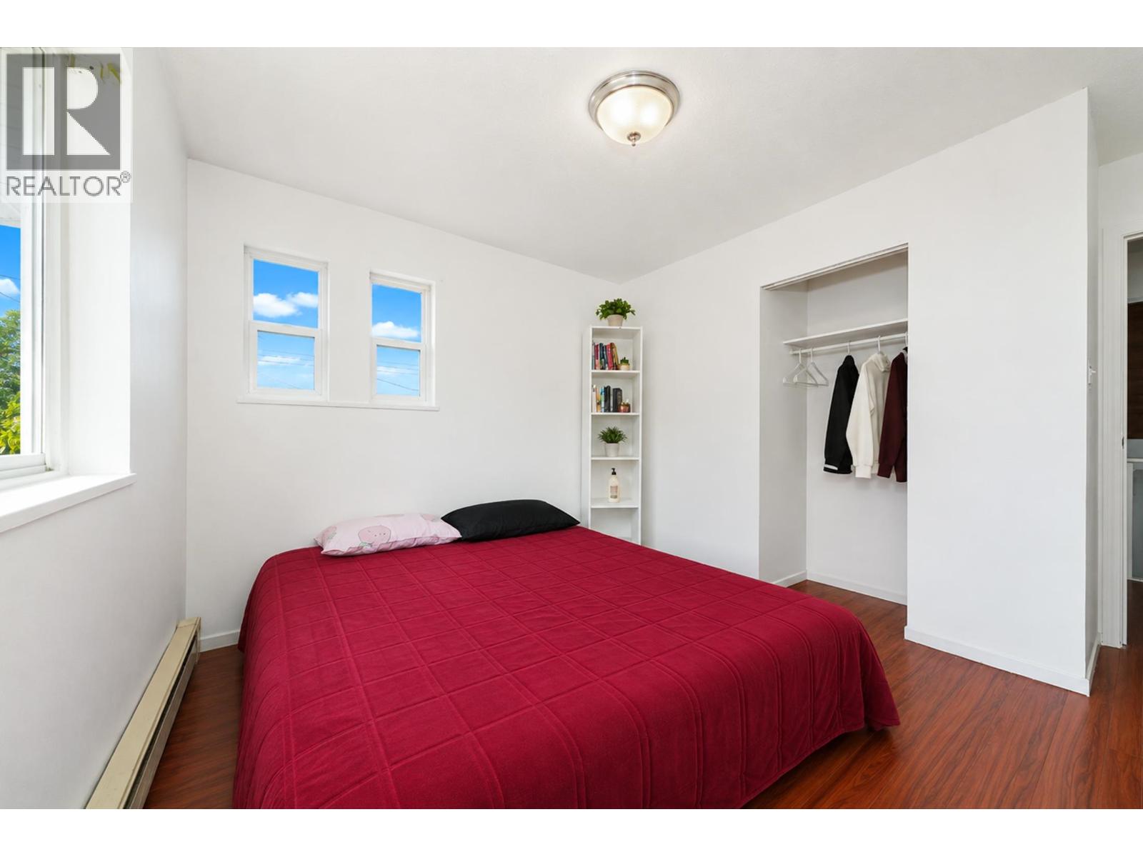 7868 Elwell Street Property Photo 12