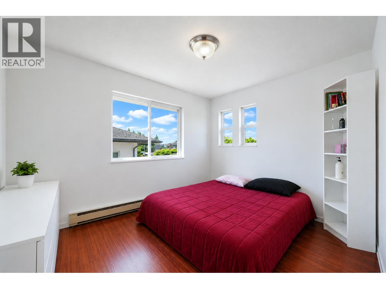 7868 Elwell Street Property Photo 13