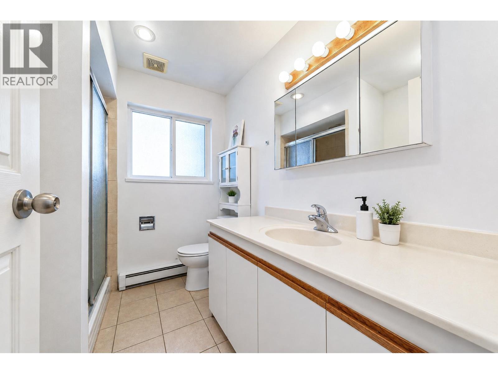 7868 Elwell Street Property Photo 16