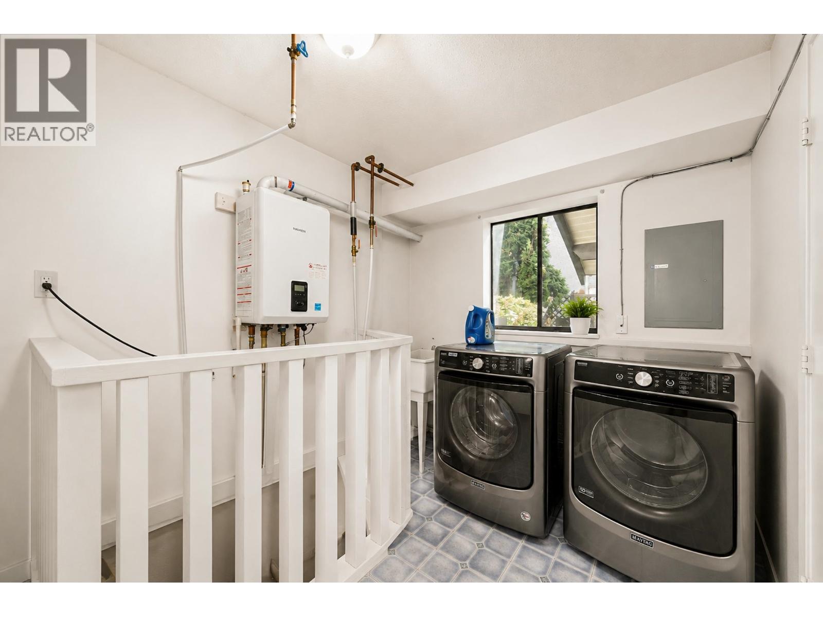7868 Elwell Street Property Photo 24