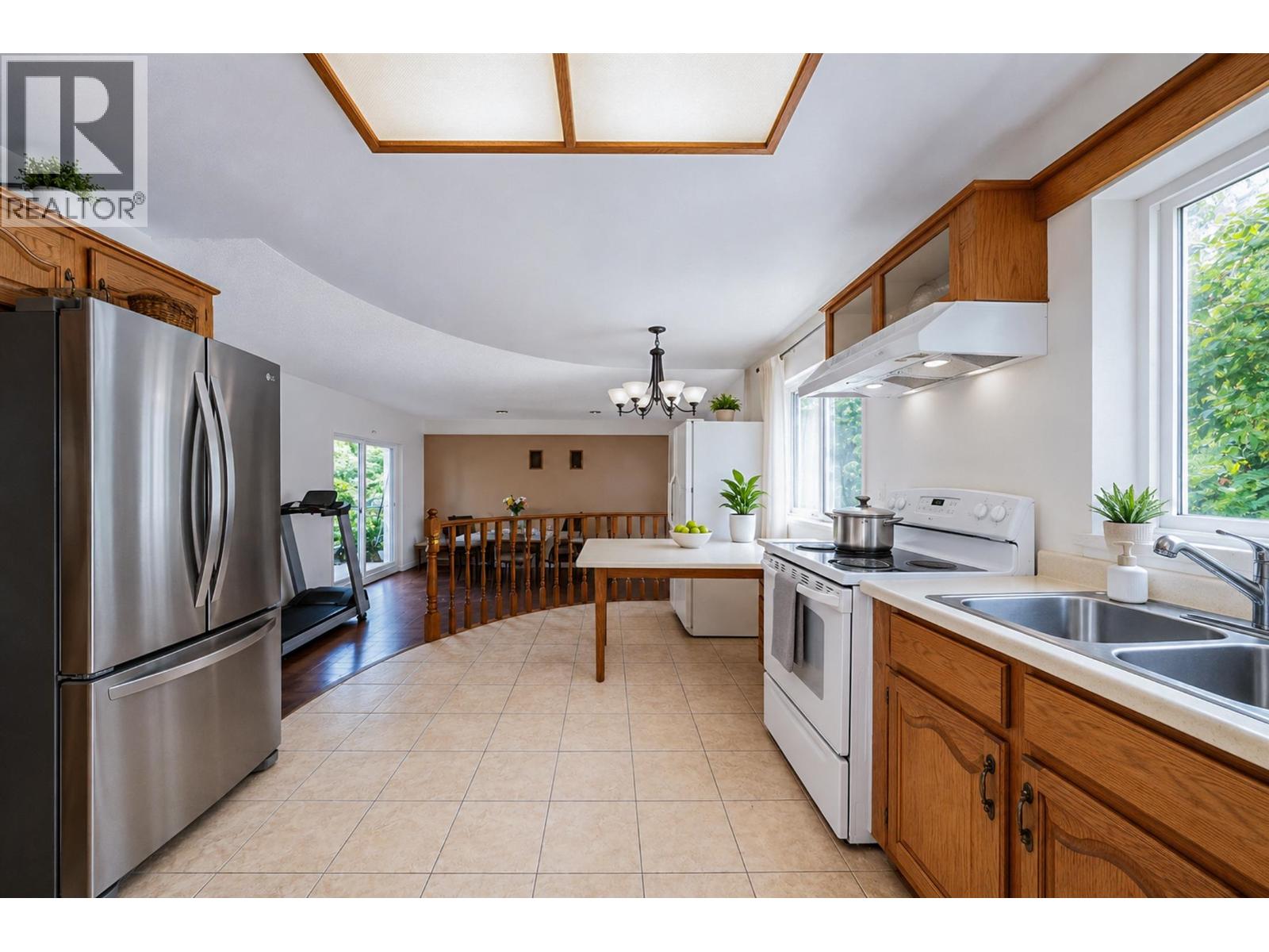 7868 Elwell Street Property Photo 32