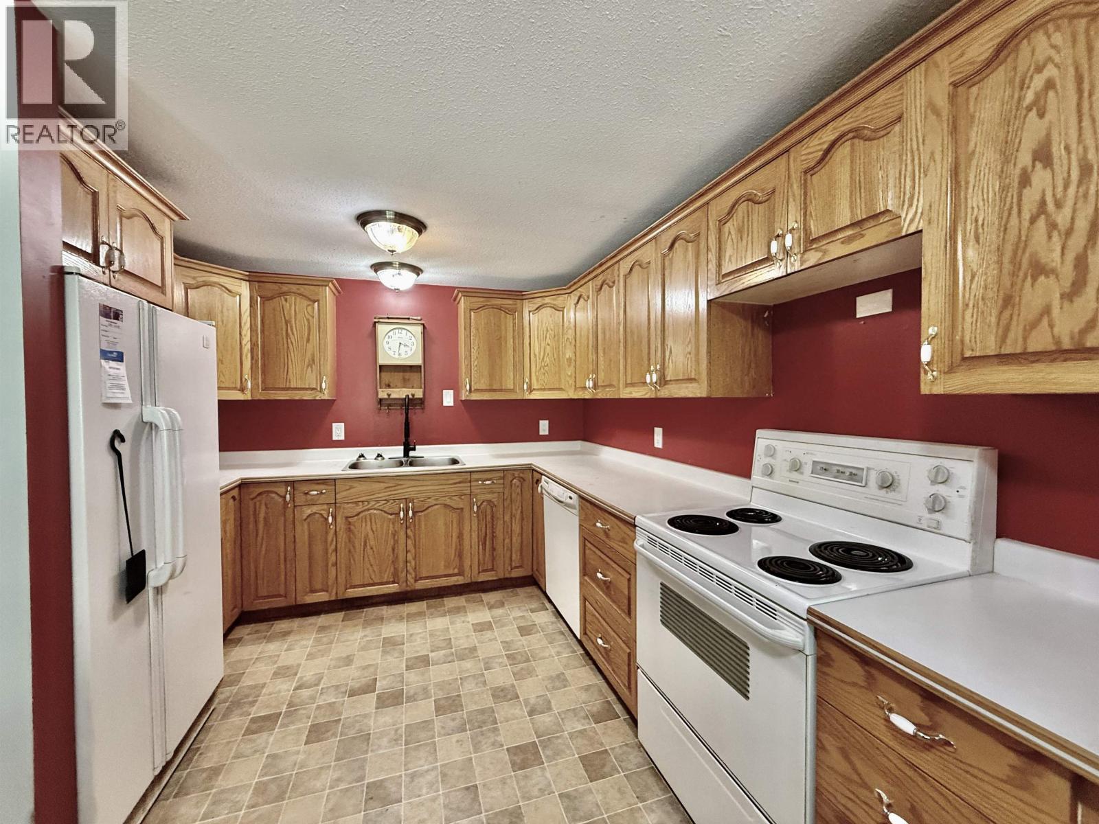 3679 Krumm Avenue Property Photo 4