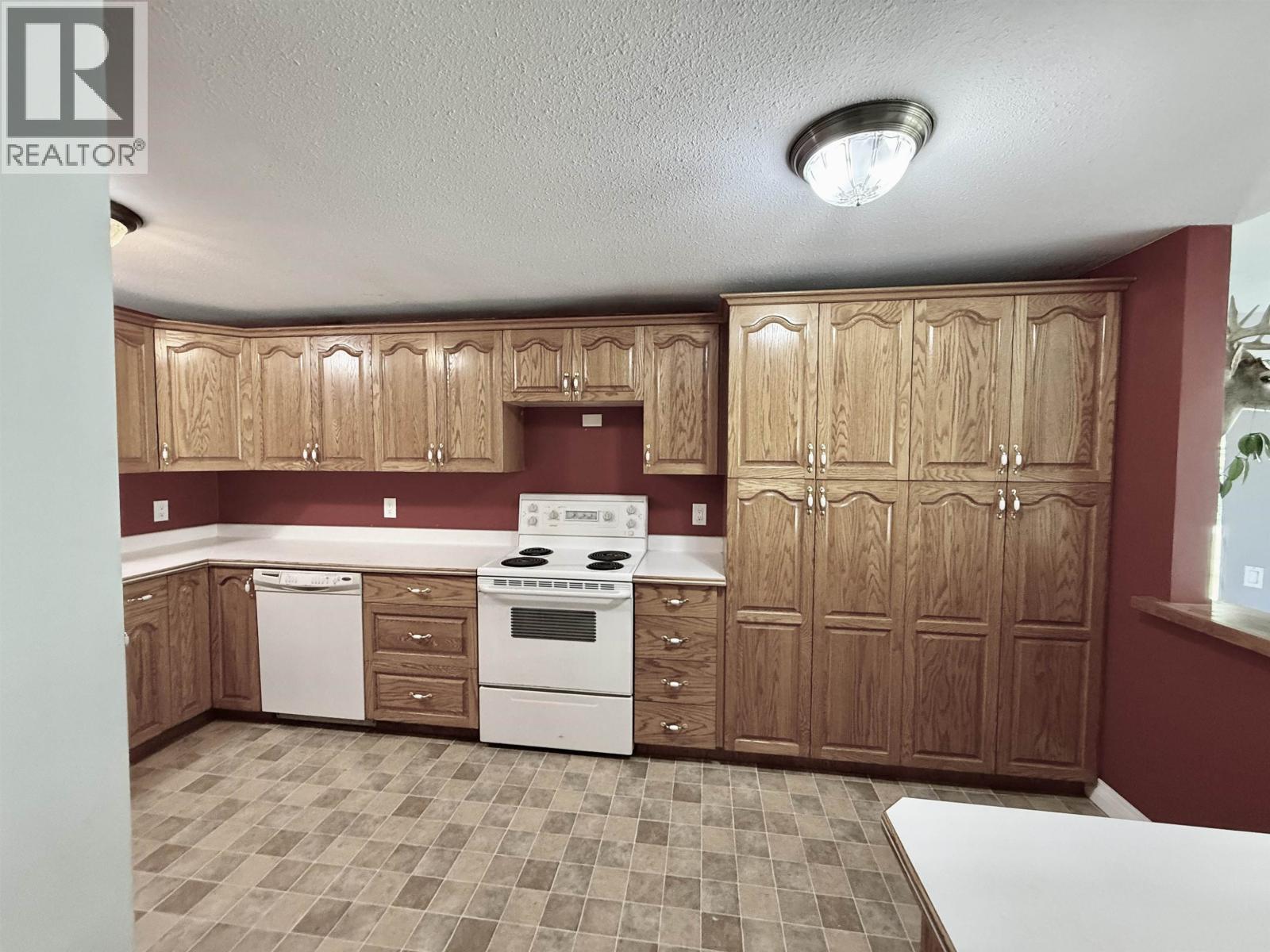 3679 Krumm Avenue Property Photo 7