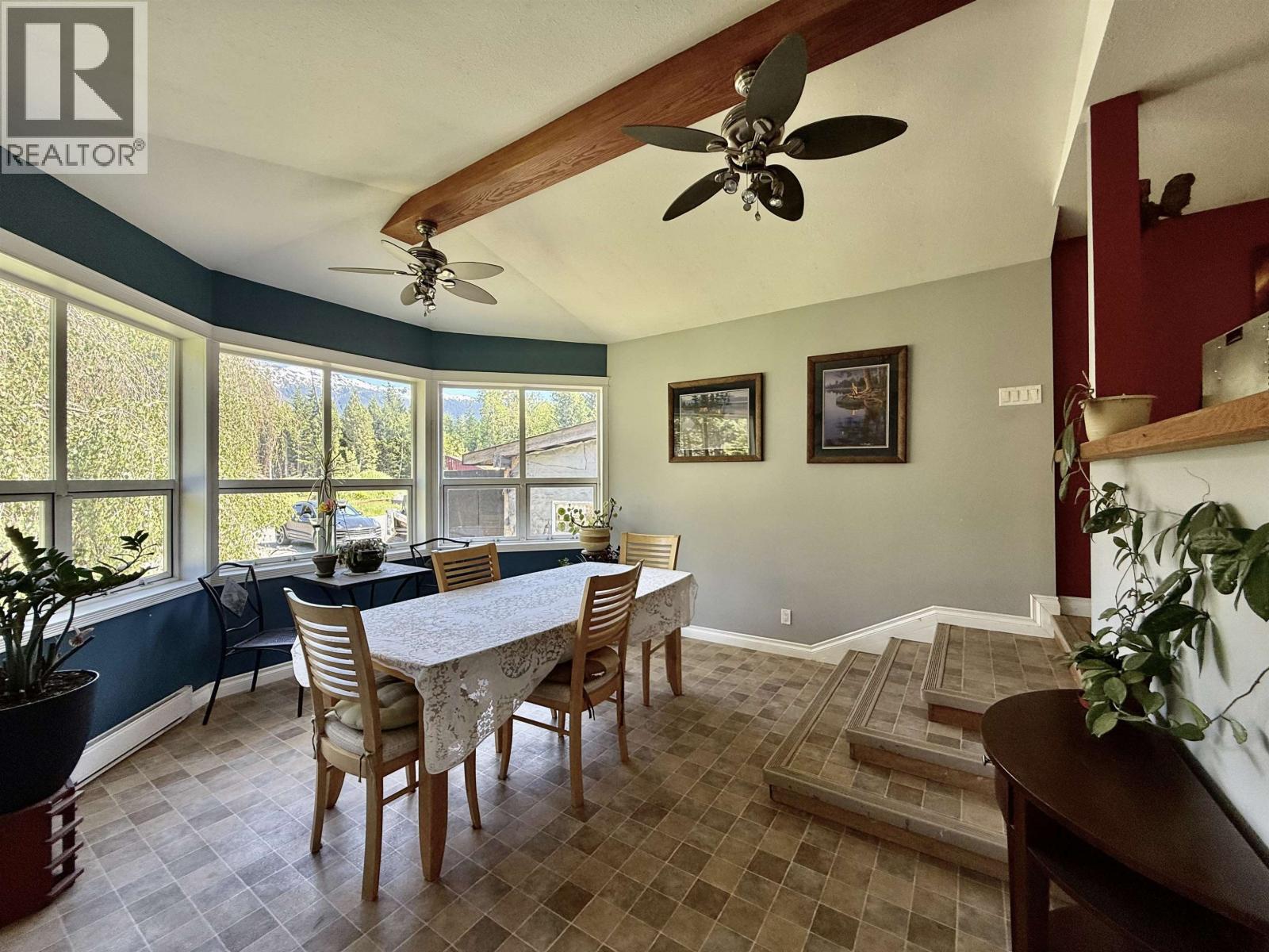 3679 Krumm Avenue Property Photo 8