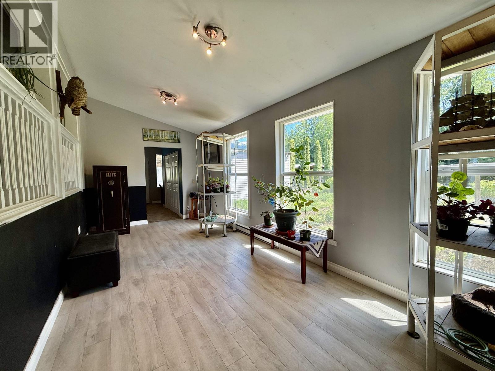 3679 Krumm Avenue Property Photo 13