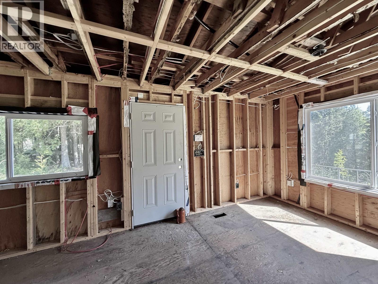 3679 Krumm Avenue Property Photo 18