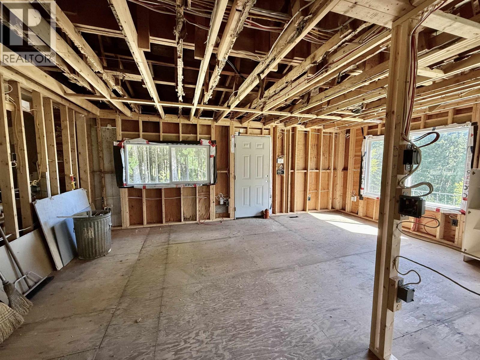 3679 Krumm Avenue Property Photo 39